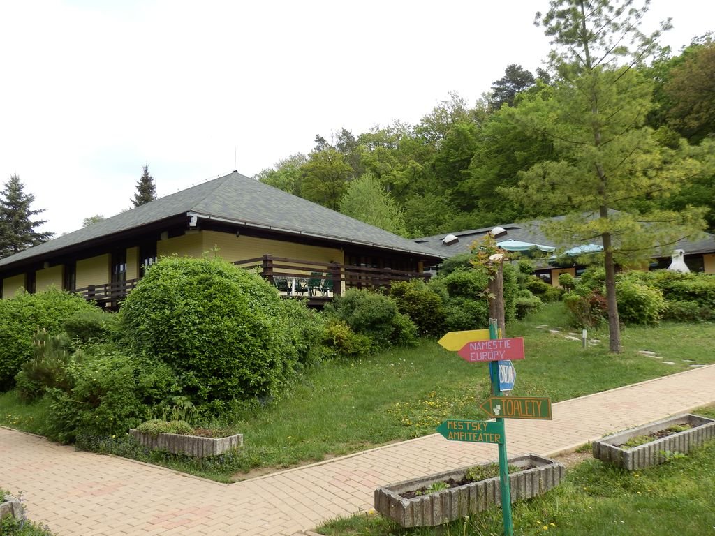 Euroškola - Škola v prírode - prvý stupeň ZŠ (PYP SJ)