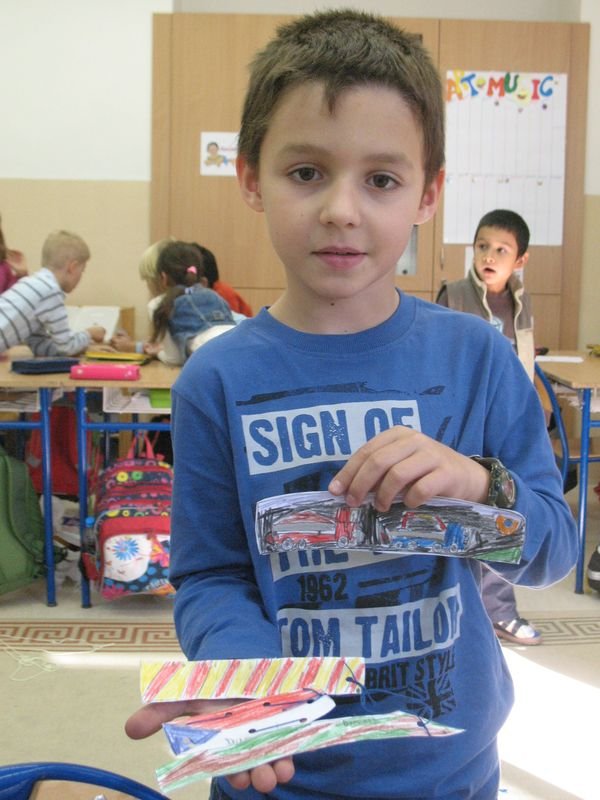 PYP Sj & AJ - Záložka do knihy spája školy