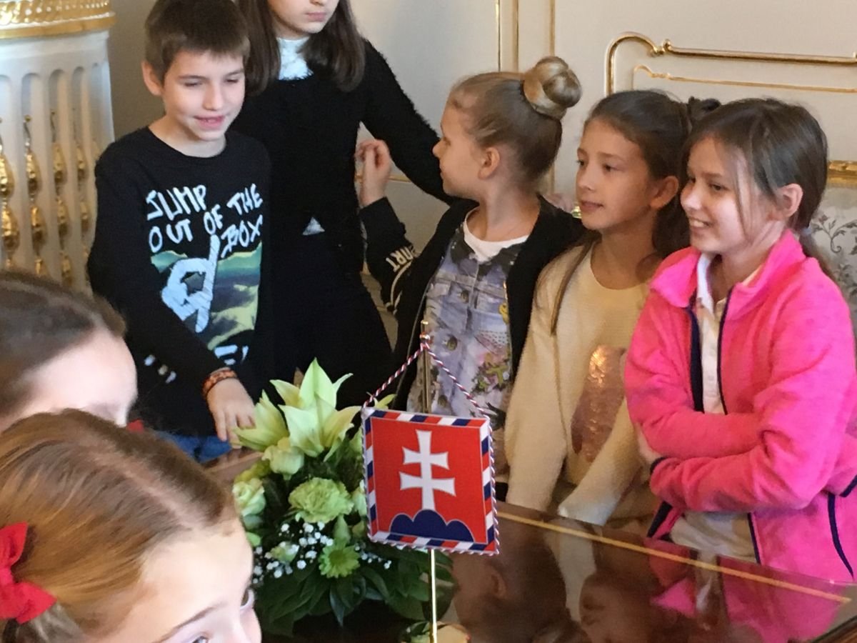 PYP 4 Vising the president