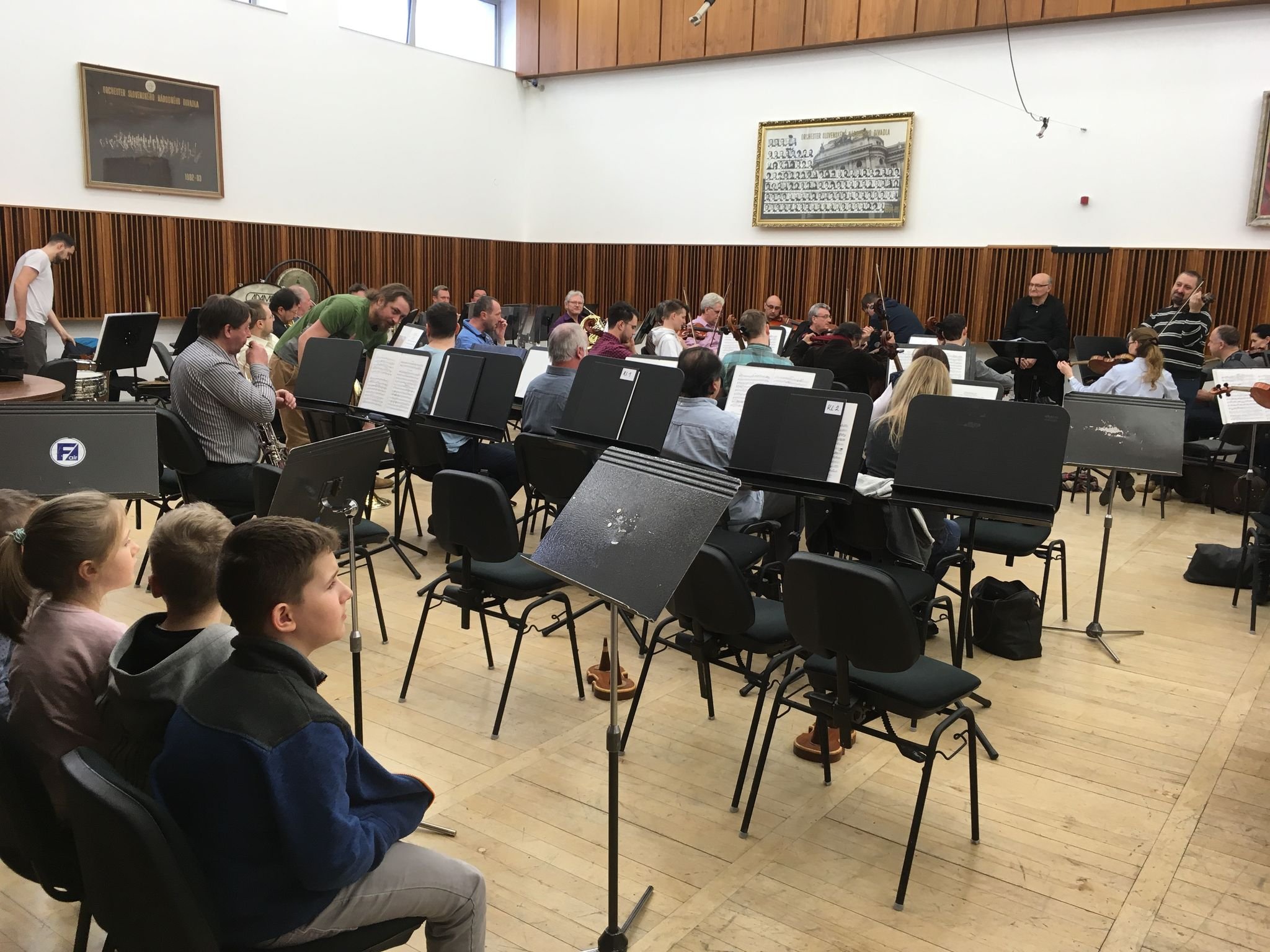 PYP 1 - visit of the Slovak National Theater - different jobs