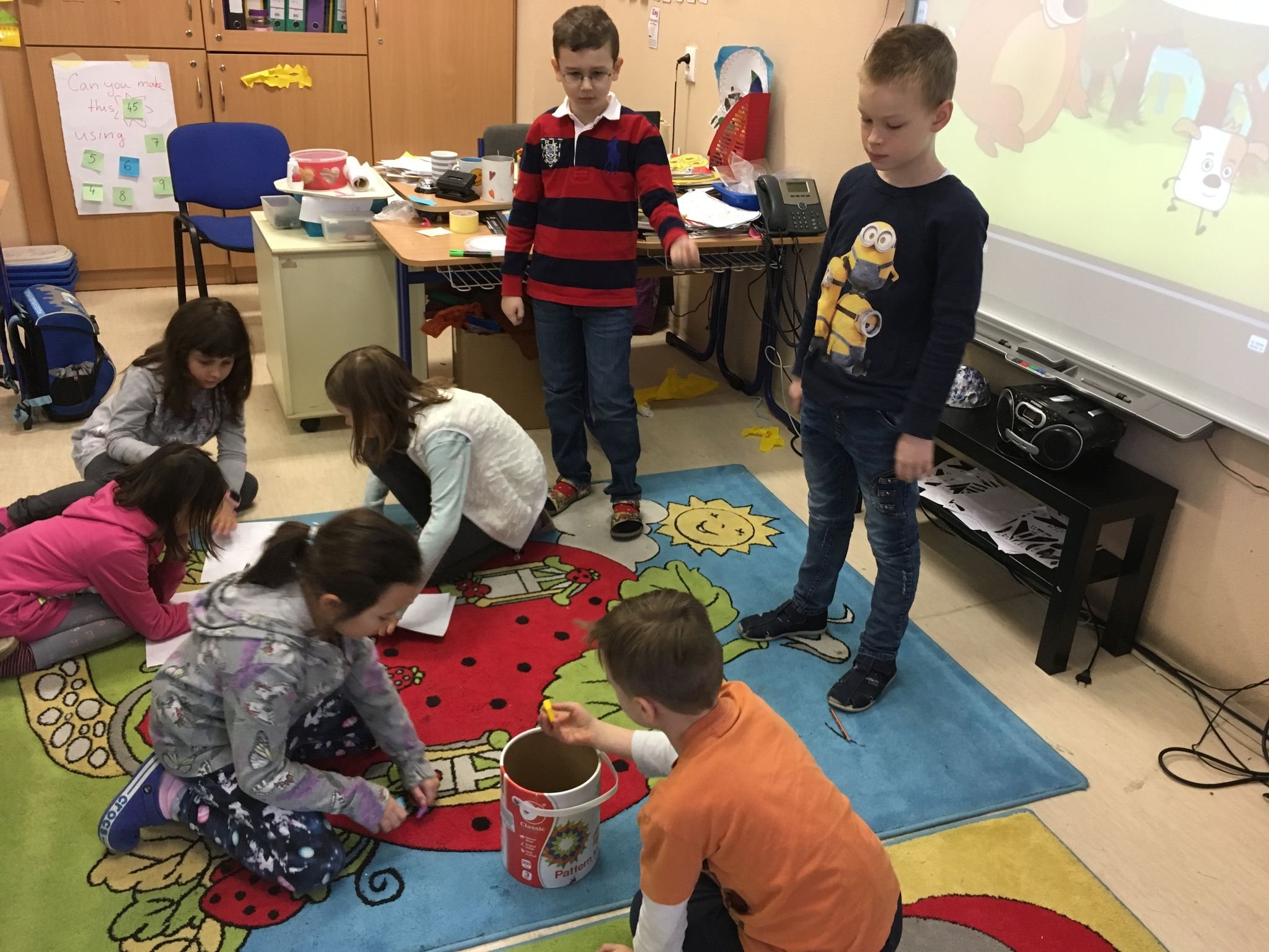 PYP 3 presenting to PYP 1 - Different patterns and symbols in Maths