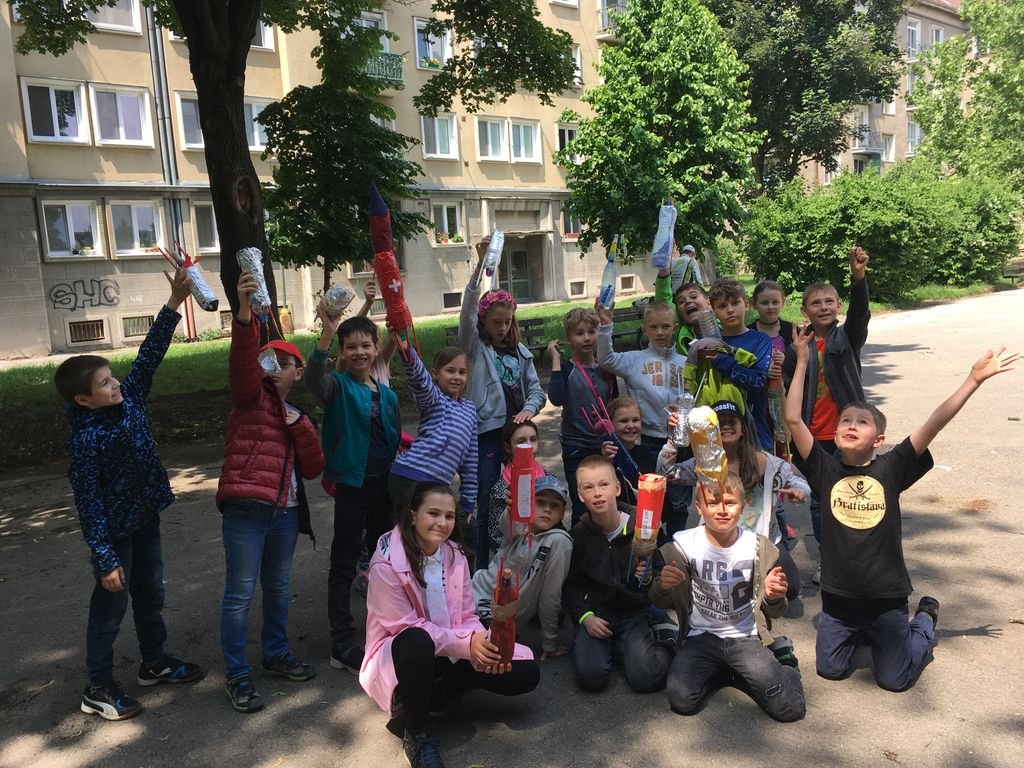 PYP 3 How the world works - rockets May 2018