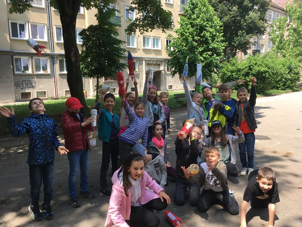 PYP 3 How the world works - rockets May 2018