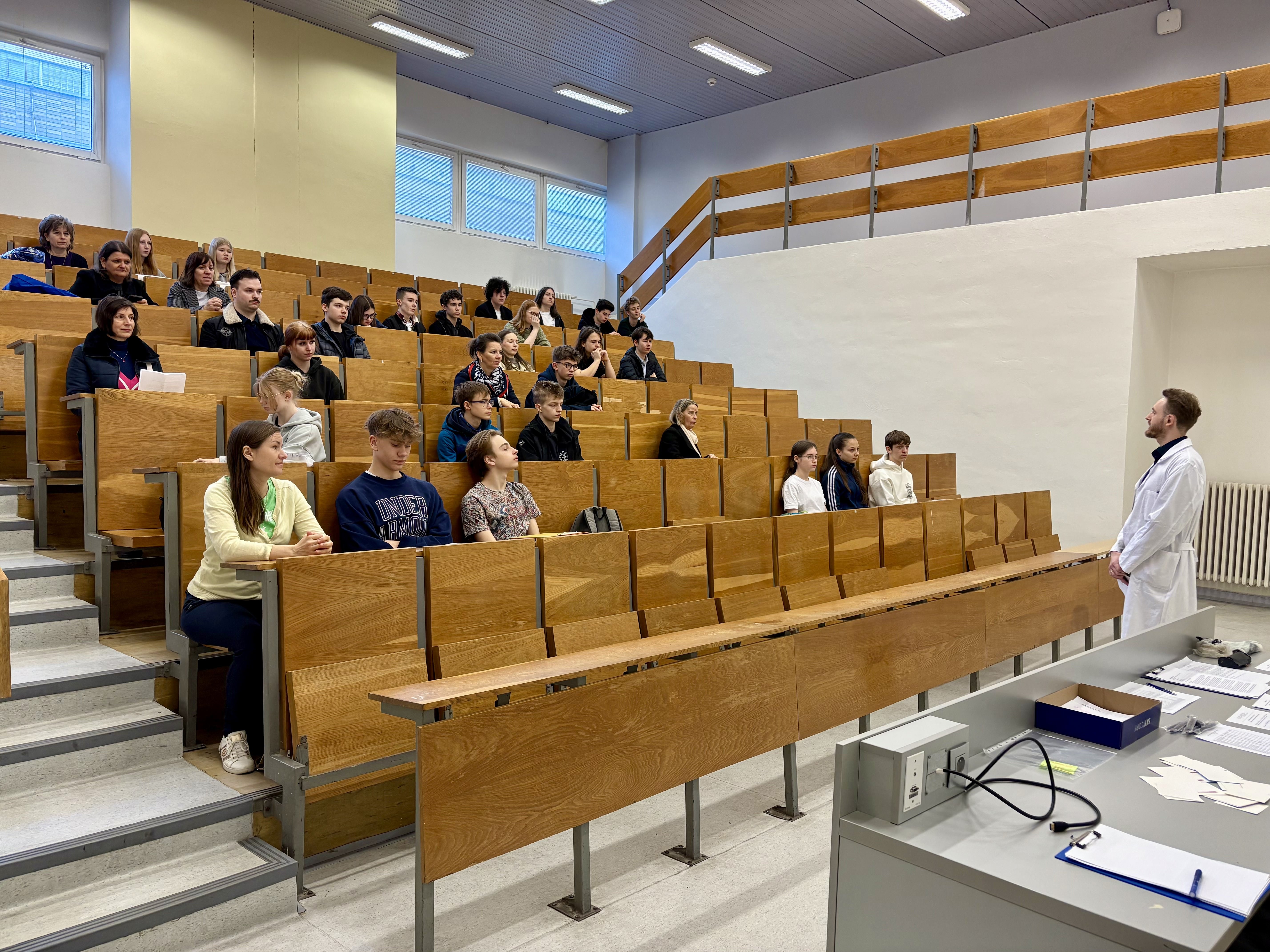 Okresné a krajské kolo Chemickej olympiády<br>kategória D