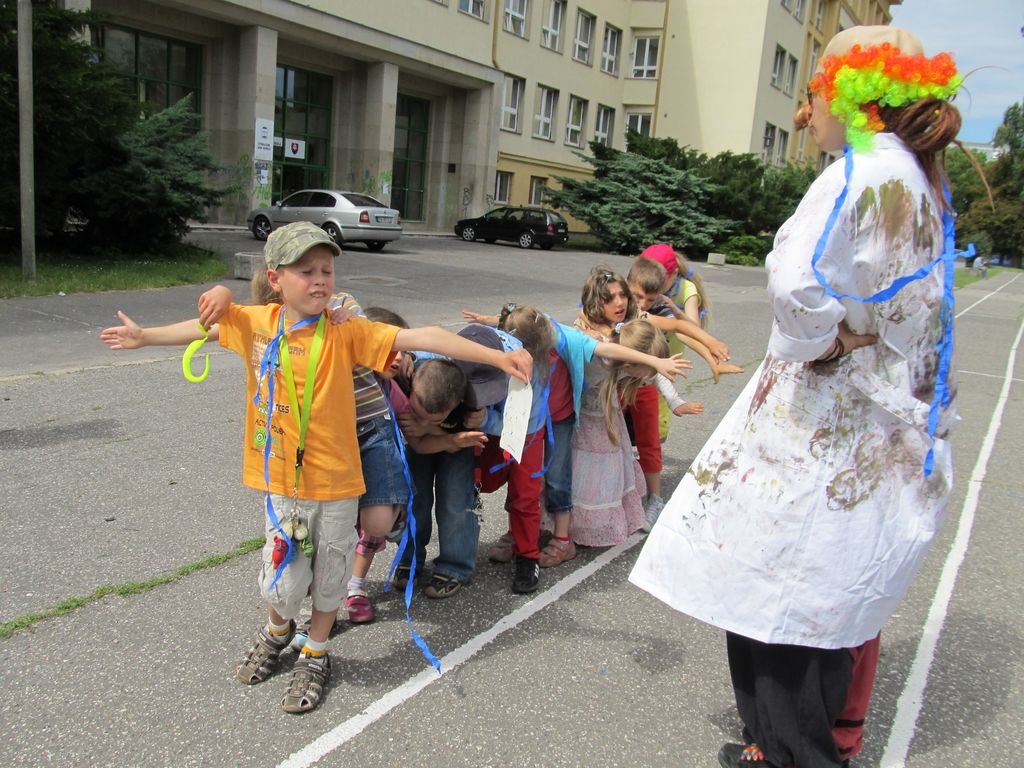 Šašovia a besiedka 1.A