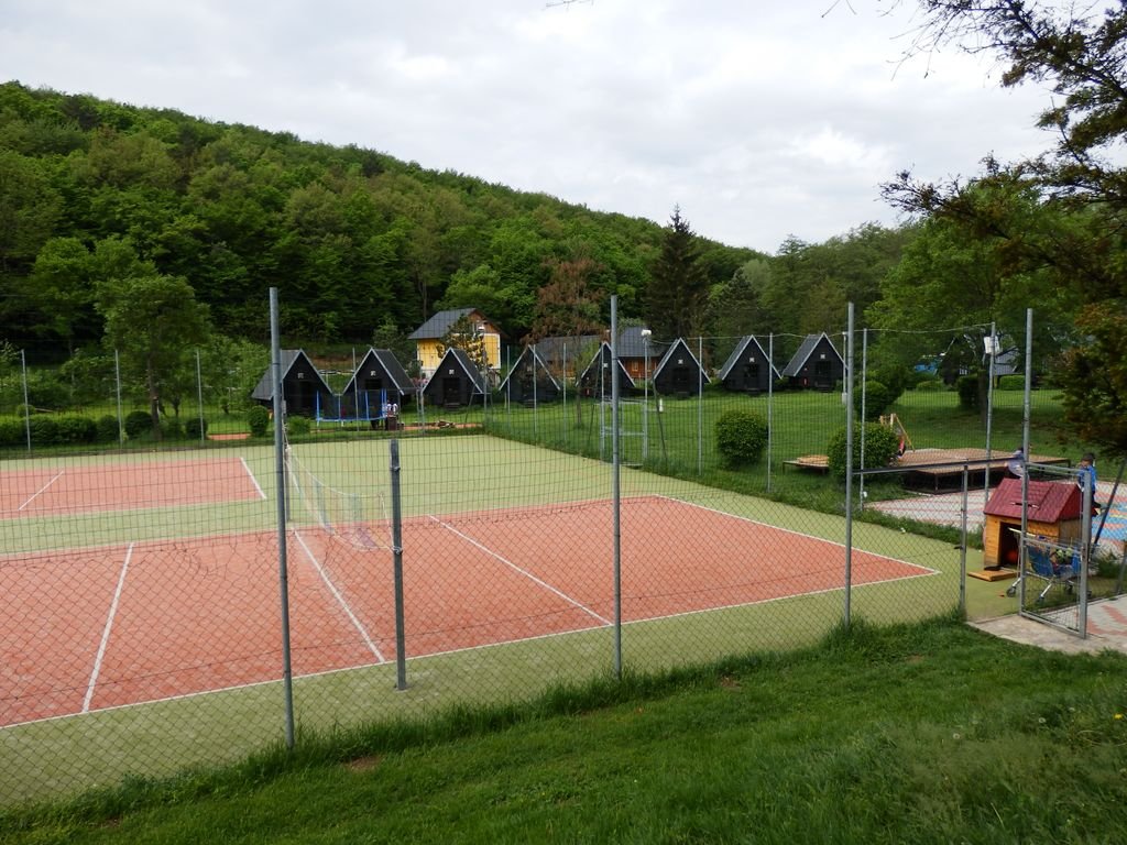 Euroškola - Škola v prírode - prvý stupeň ZŠ (PYP SJ)