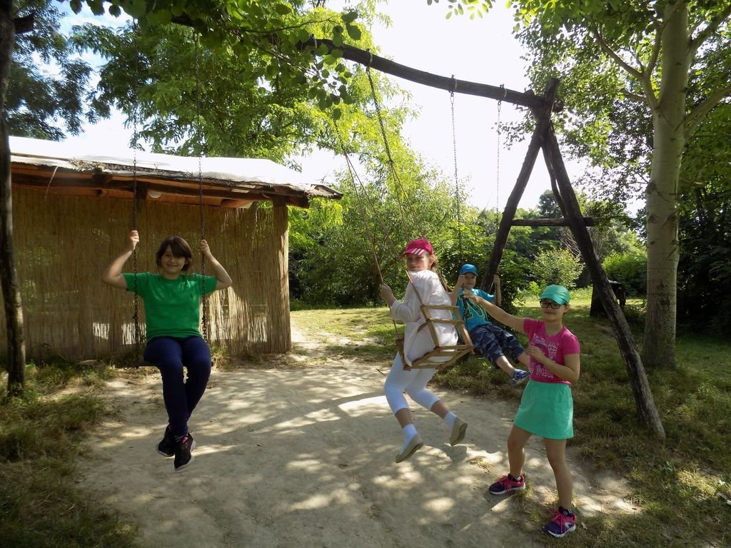 Exkurzia v Piešťanoch - Farma a plavba loďou