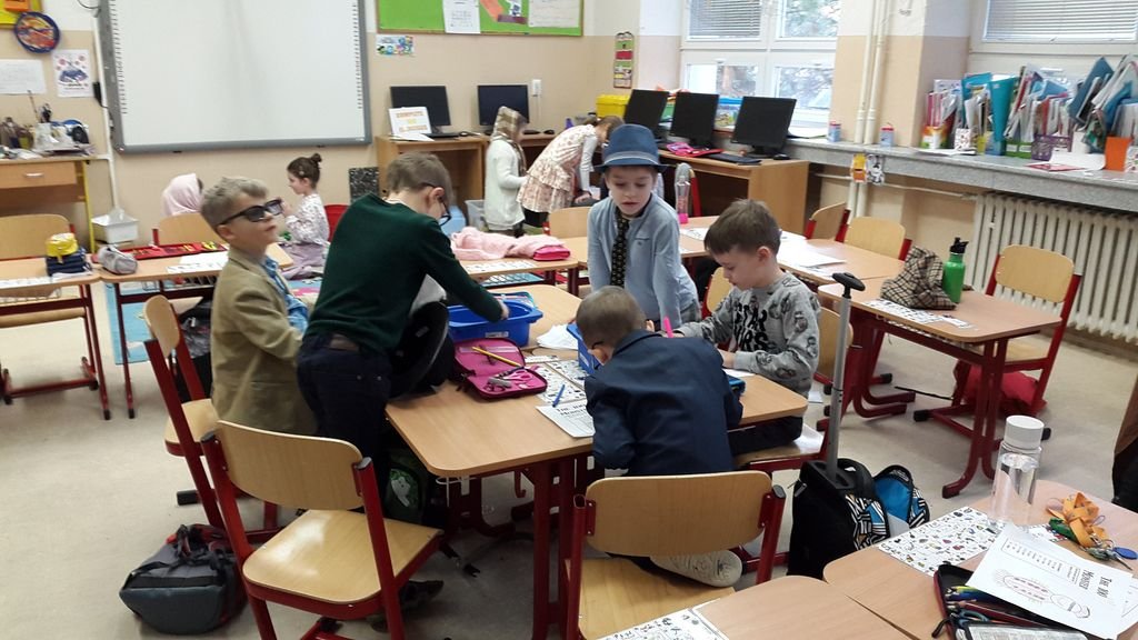 PYP 1 - 100th day at school  Febr 2018
