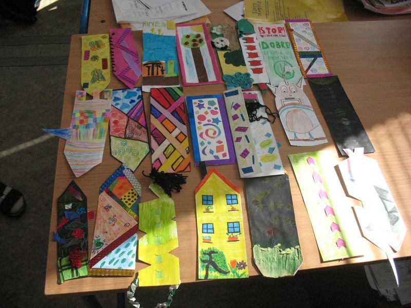 PYP Sj & AJ - Záložka do knihy spája školy