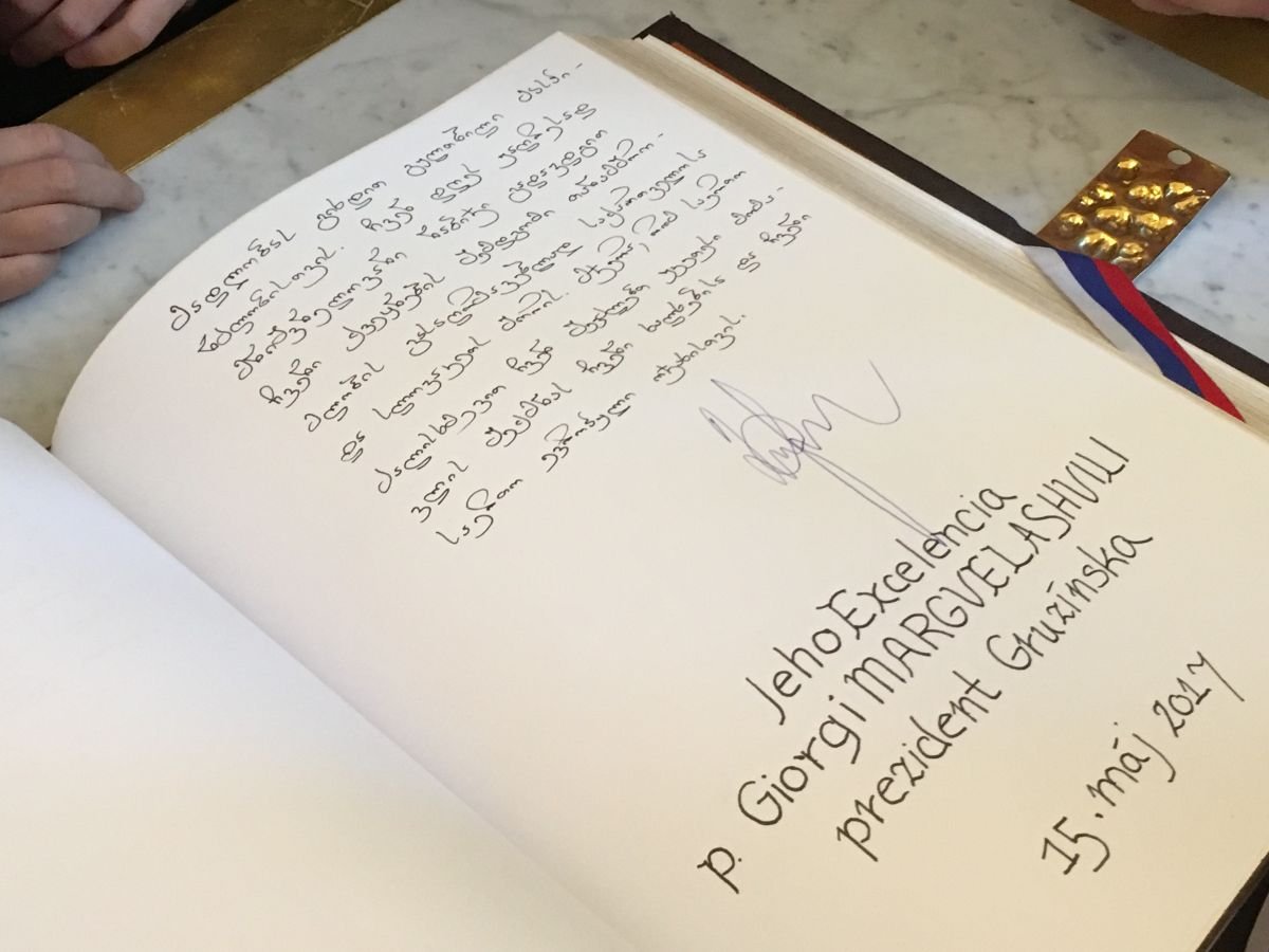 PYP 4 Vising the president