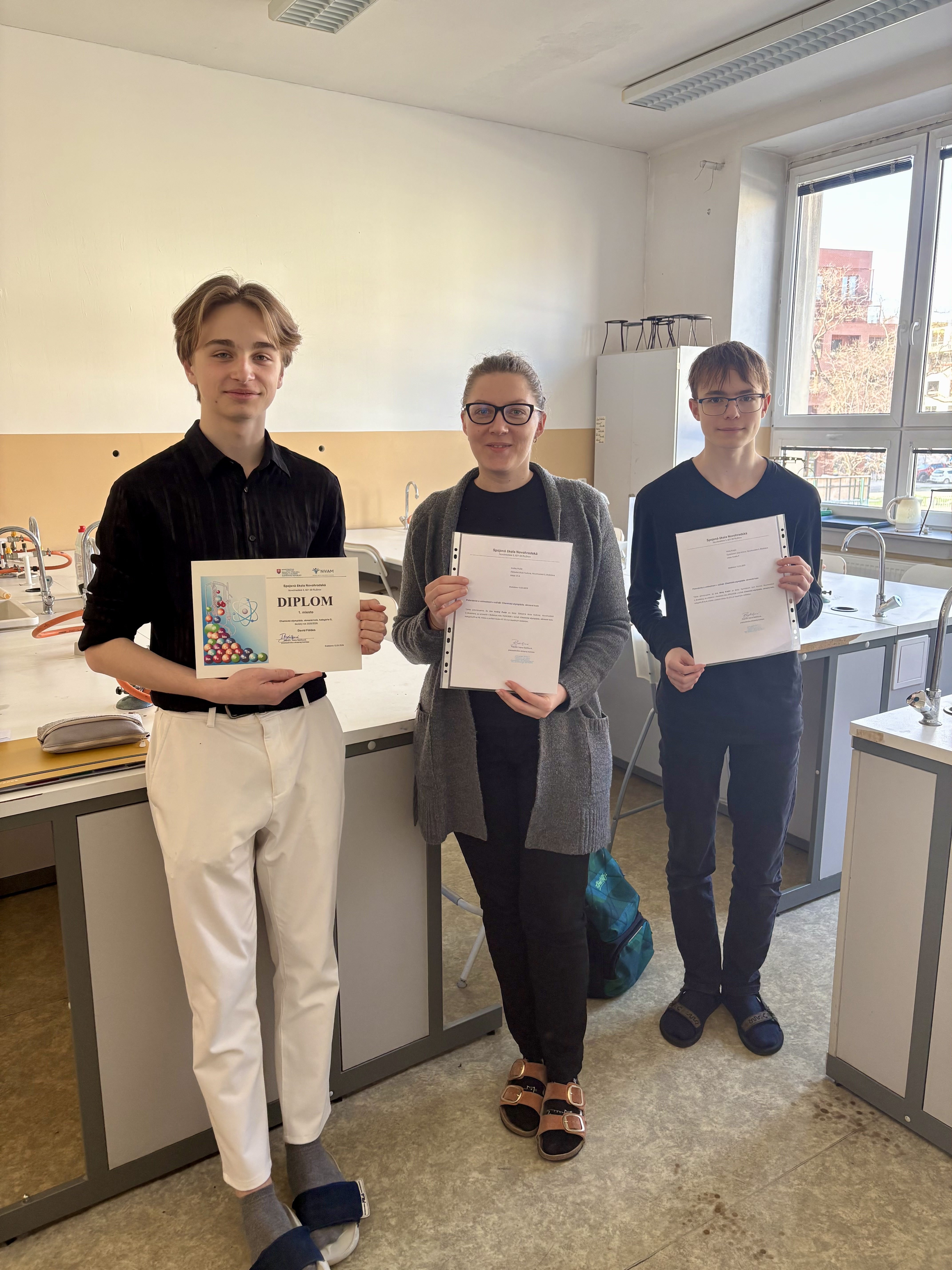 Okresné a krajské kolo Chemickej olympiády<br>kategória D