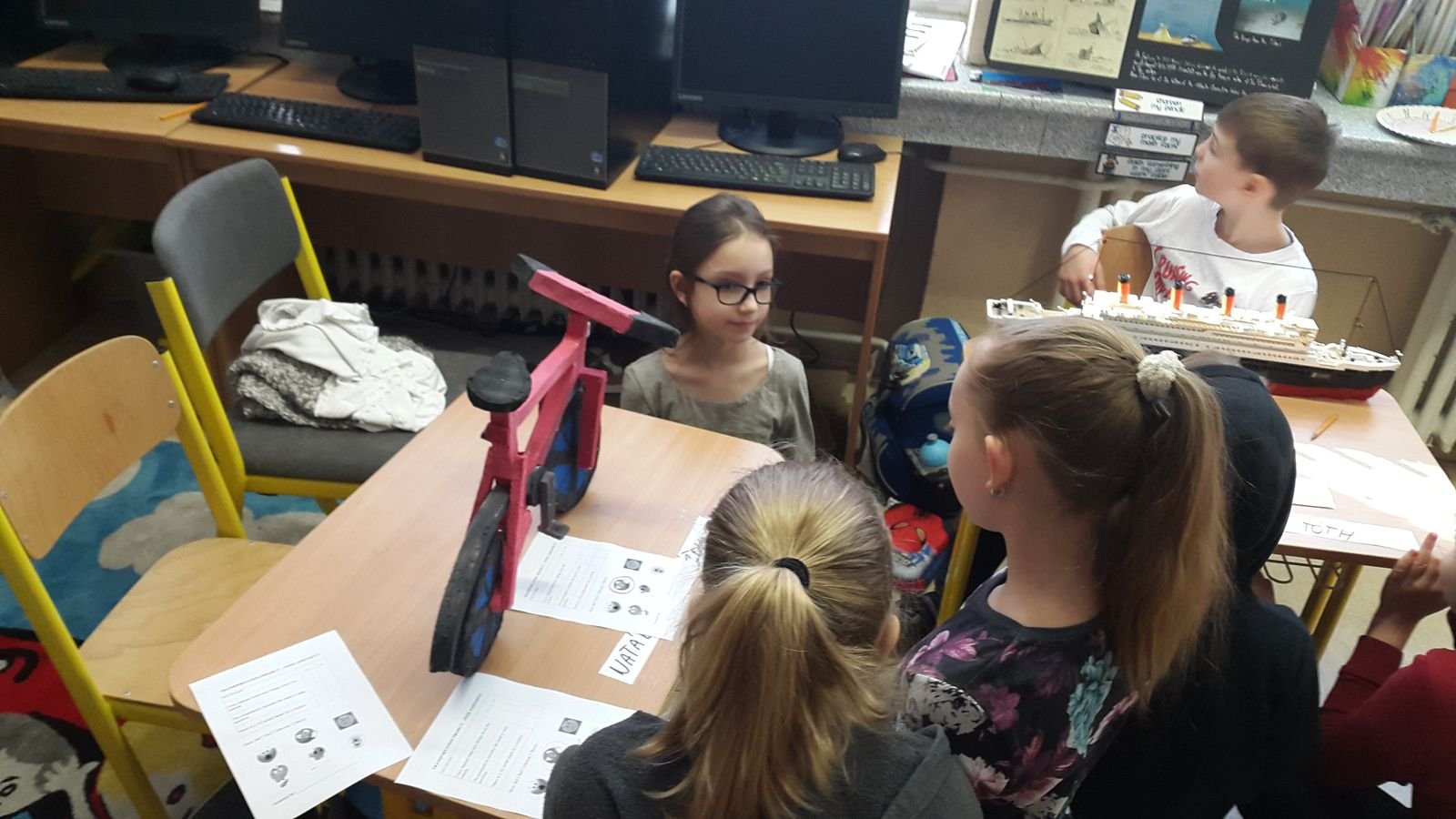 Marec 2017 – PYP 2 AJ Presentations - Transport